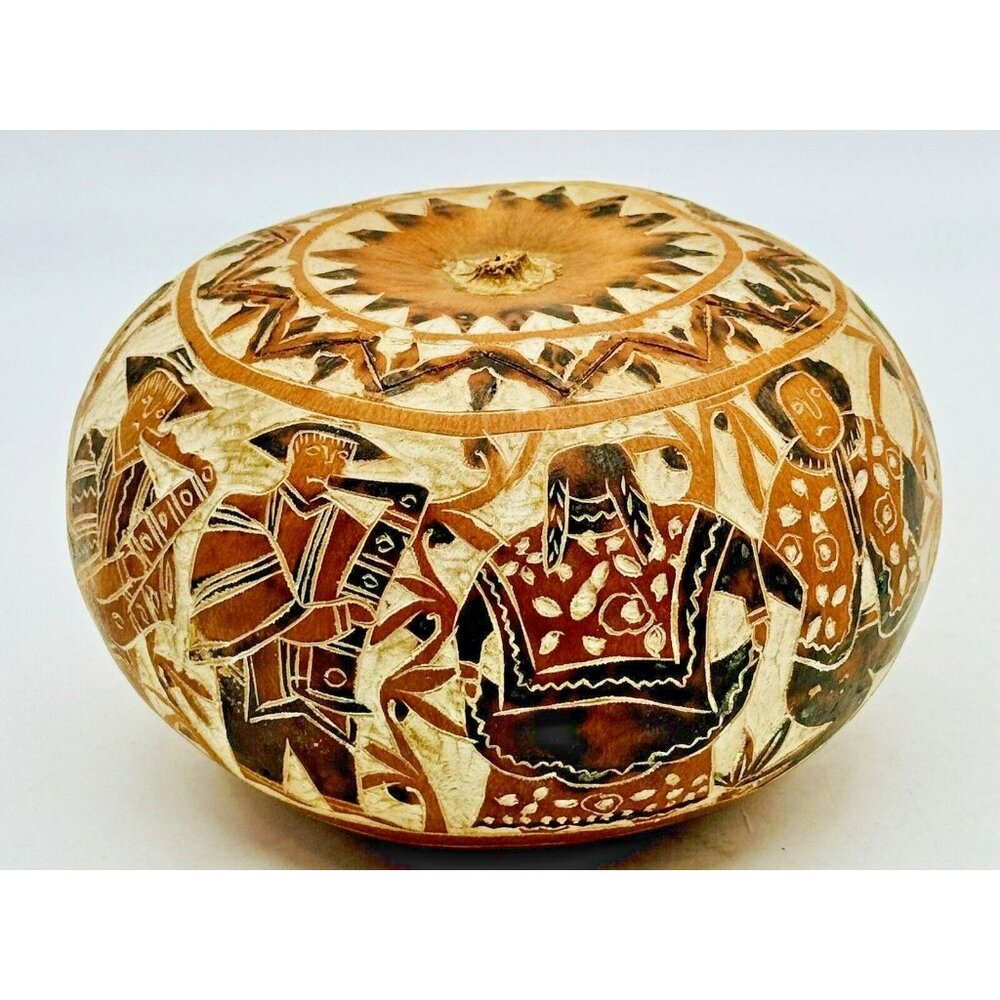 Folk Art‎ Peru Storyteller Gourd Hand Carved Village Musicians Medium 5 inch
